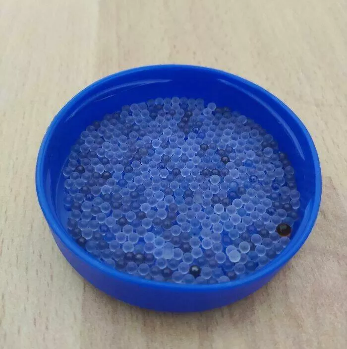 Collections uniques et impressionnantes partagees par des passionnes - #32 Près de trois ans à collecter les billes des réserves d’encre de stylos plume