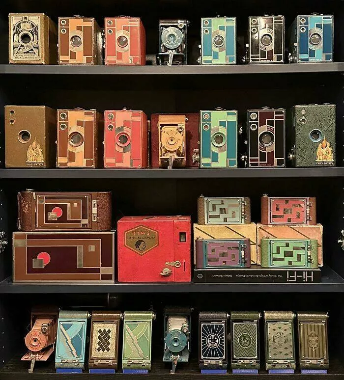 Unique and impressive collections shared by enthusiasts - #4 A collection of antique Kodak cameras designed by Walter Dorwin Teague from the 1920s and 1930s Unique and impressive collections shared by enthusiasts - #4 A collection of antique Kodak cameras designed by Walter Dorwin Teague from the 1920s and 1930s