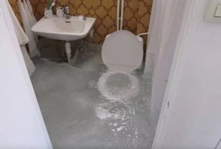 Les incidents hivernaux les plus droles - #1 Le propriétaire de la cabane qui a oublié de fermer la vanne d’eau pour l’hiver