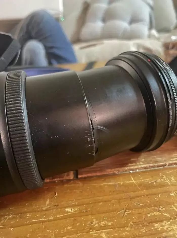 The funniest winter mishaps - #12 The photographer who slipped on ice and shattered their $400 camera lens