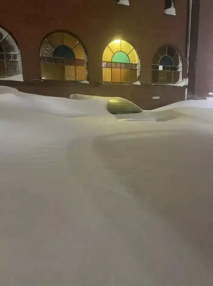 The funniest winter mishaps - #17 The person searching for their buried car after a blizzard