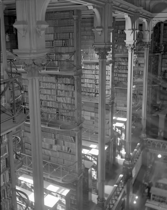 Photos rares et fascinantes a decouvrir - #35 La bibliothèque publique de Cincinnati, chef-d’œuvre architectural de 1874 à 1955 Photos rares et fascinantes a decouvrir - #35 La bibliothèque publique de Cincinnati, chef-d’œuvre architectural de 1874 à 1955