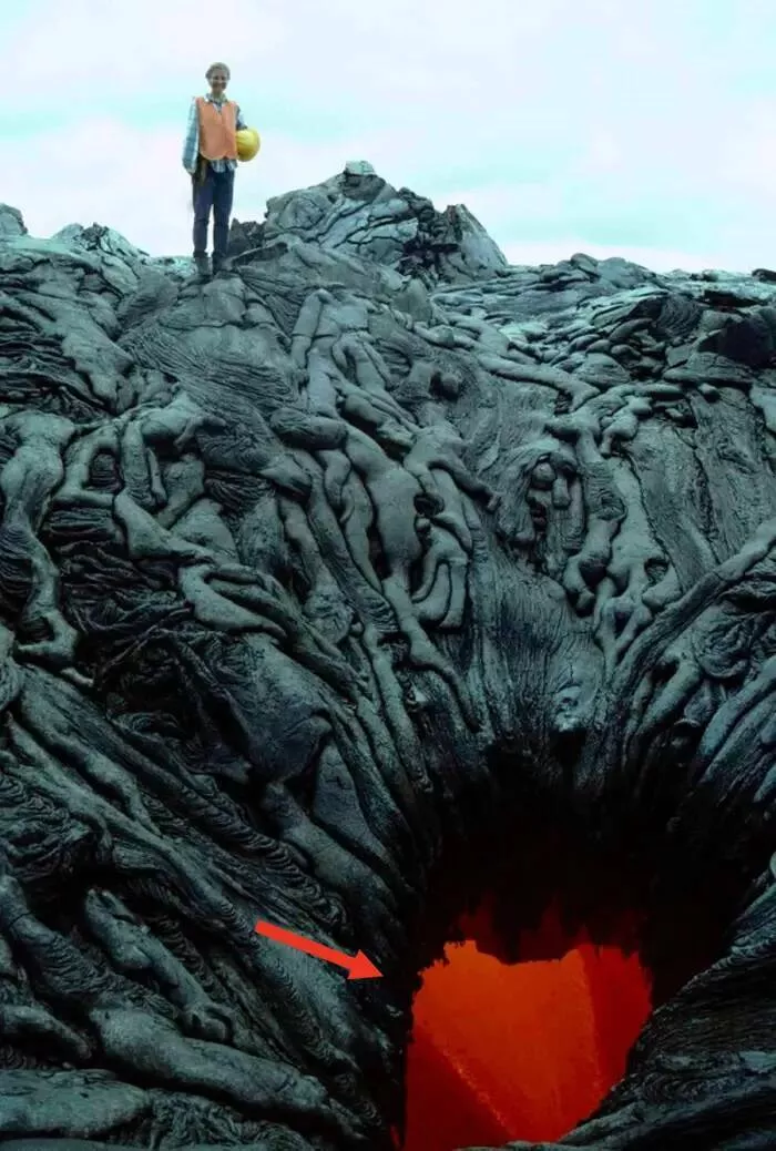 Rare and fascinating photos you have to see - #11 A lava skylight that offers a glimpse into flowing magma