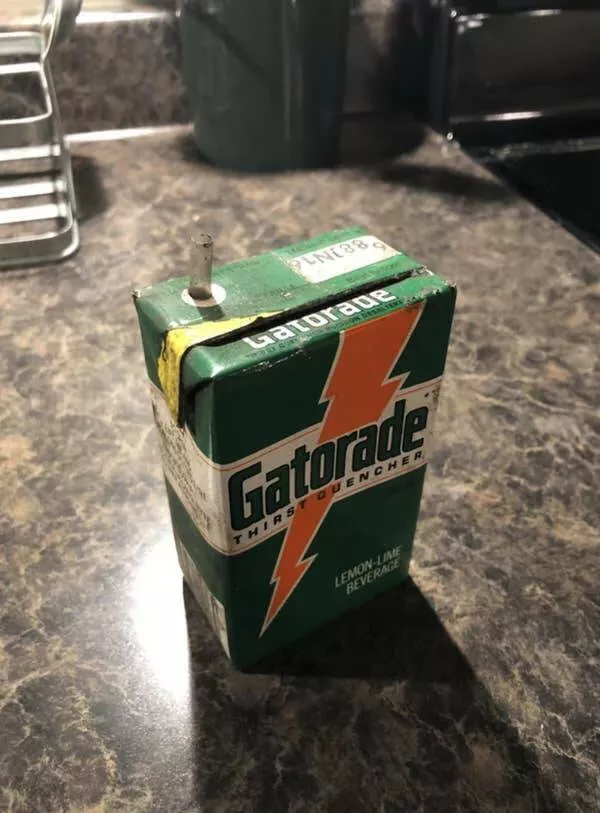 Rare 1900s photos that reveal a completely different world - #25 This Gatorade carton from 1988: