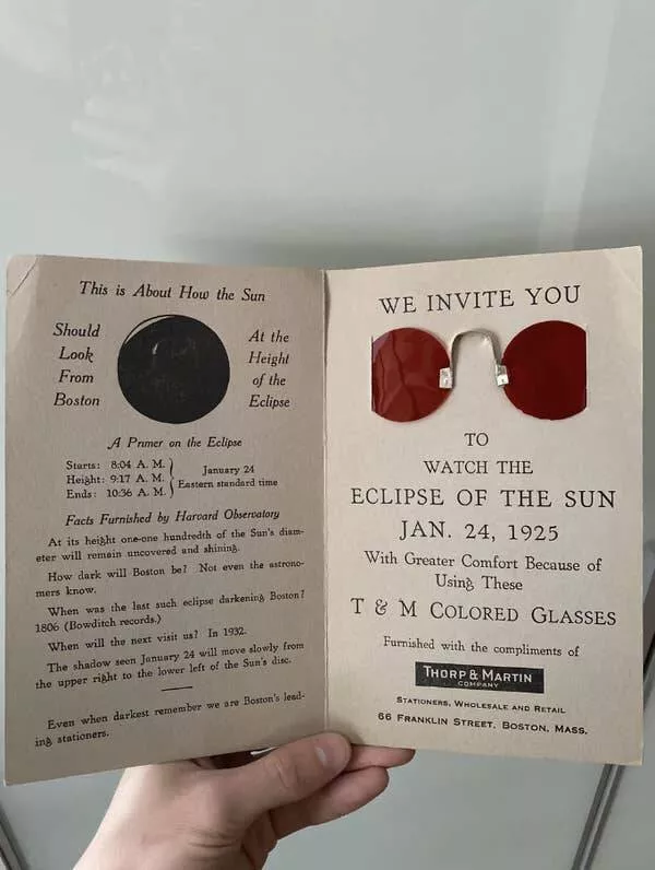 Rare 1900s photos that reveal a completely different world - #44 And finally, this 1925 invitation to watch the solar eclipse with glasses: