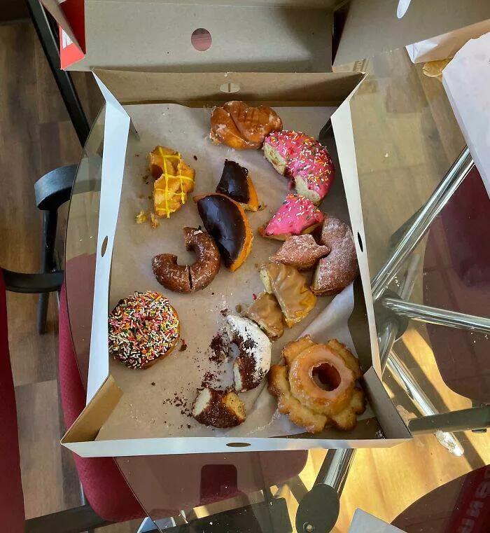 Quand des collegues insupportables ont depasse les limites - #29 Un collègue a goûté à tous les donuts