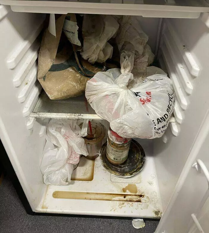 When awful coworkers pushed too far and got put on blast - #5 My Coworker’s Mini-Fridge