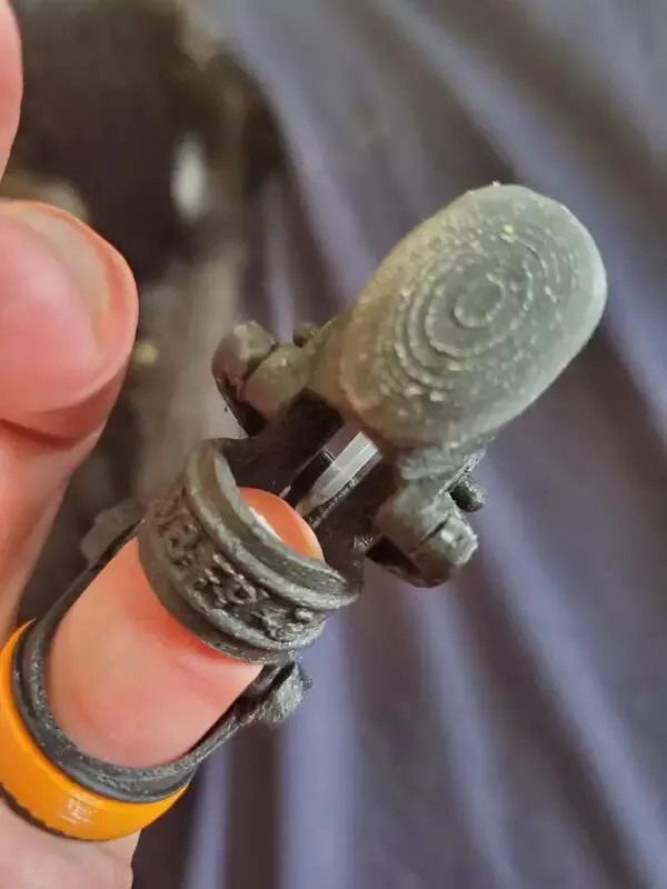 Mind blowing pics that will change how you see the world - #4 Some finger prosthetics have fingerprints: