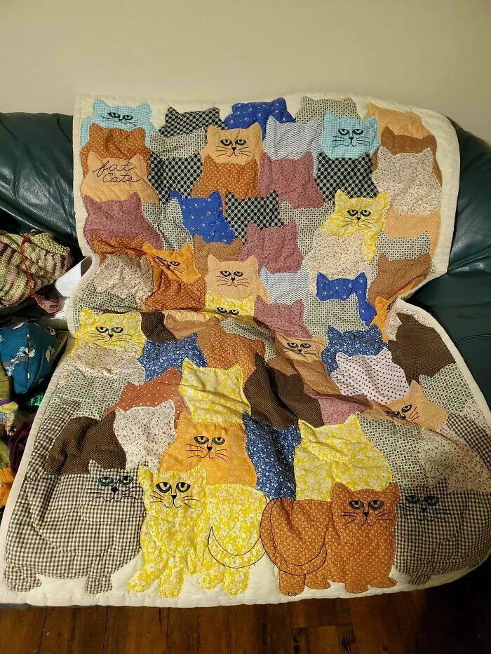 Forgotten antiques that could be worth a fortune - #7 Handcrafted Quilts