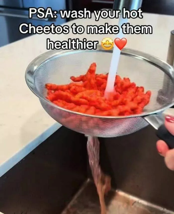 Kitchen disasters thatll leave you in stitches - #49 