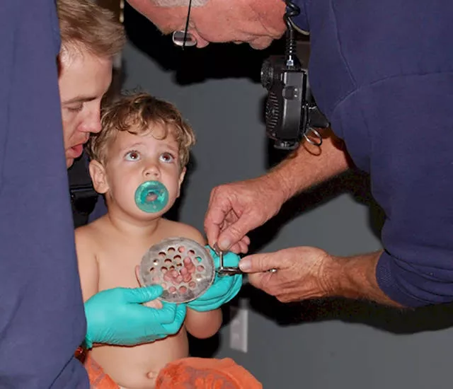 40 kids stuck in funny situations - #12 