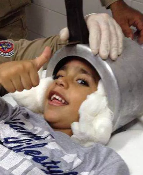 40 kids stuck in funny situations
