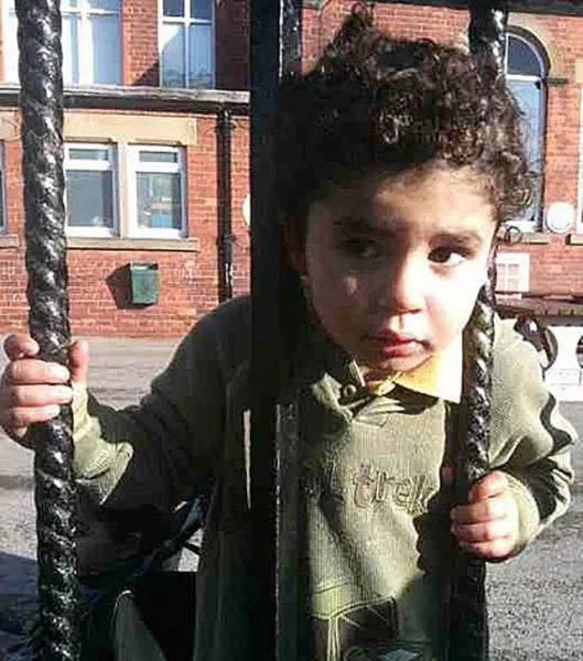 40 kids stuck in funny situations - #36 