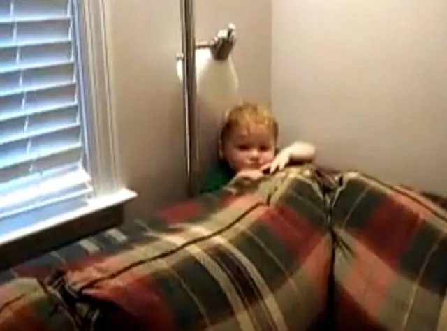 40 kids stuck in funny situations - #7 