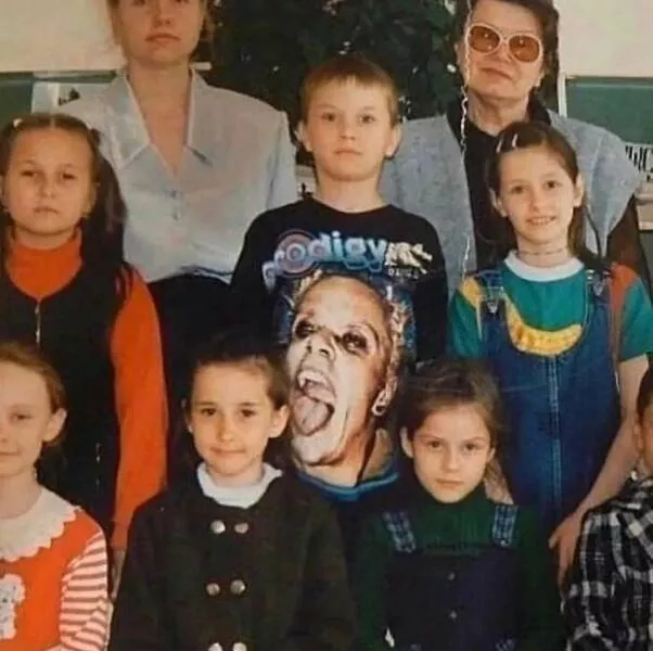 Disturbing images that defy logic and taste - #9 