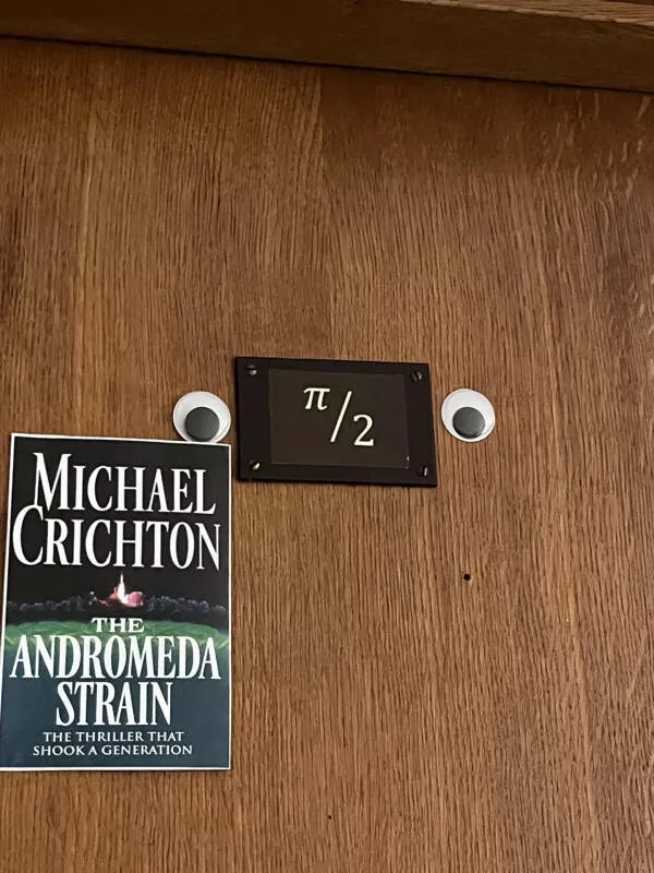 Hunting everyday hidden treasures - #7 The 57th room on the first floor of my university's engineering building is marked as /2.