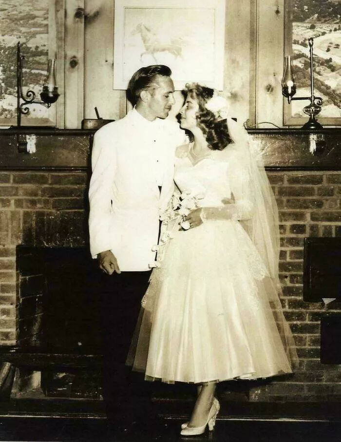 Echoes of history captured in timeless photos - #32 They Married In 1953. Today, She Rejoins Him After Passing Peacefully At 91