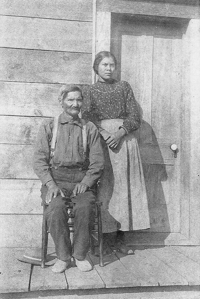Photos du passe qui resonnent encore aujourdhui - #36 Photo de mon arrière-arrière-grand-père avec sa fille, prise dans le Montana en 1901
