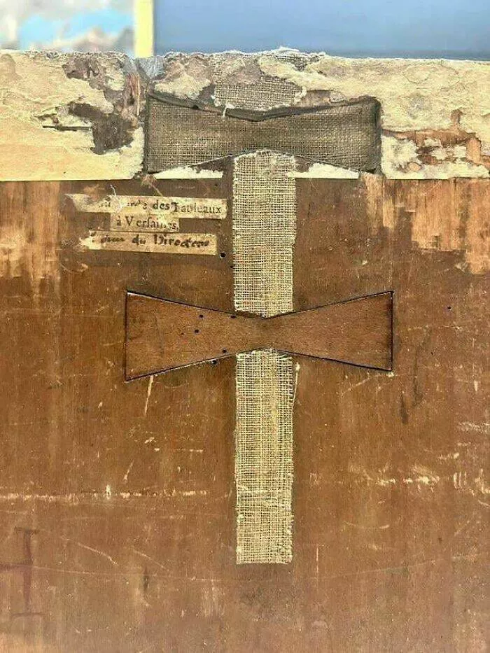Extraordinary images showing the world from a new perspective - #12 The Back Of Mona Lisa – Rarely Photographed Detail
