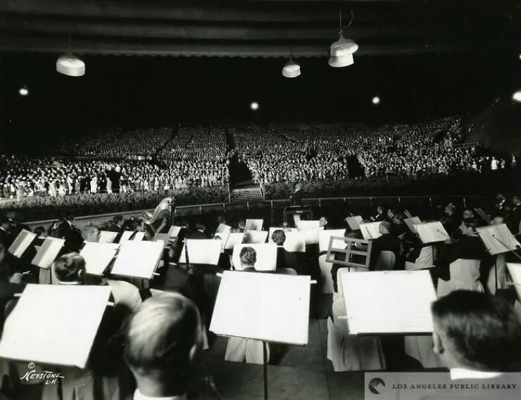 Extraordinary images showing the world from a new perspective - #46 Hollywood Bowl From Musician’s Eyes – Circa 1925