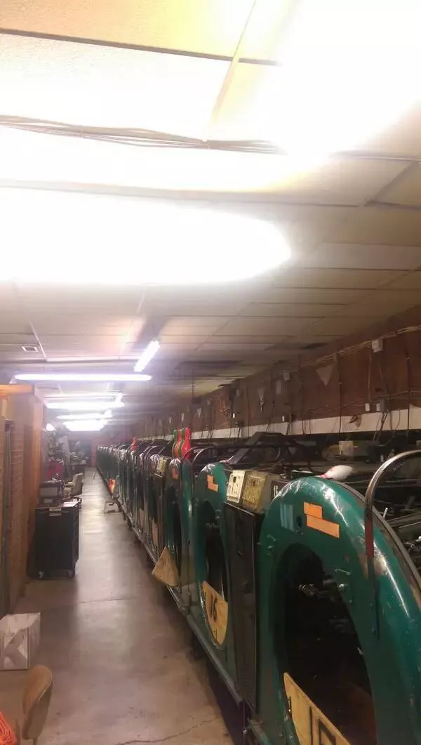 Astonishing wonders truly unbelievable and captivating shots - #35 Rear View Of Bowling Alley Lane—What’s Behind The Pins