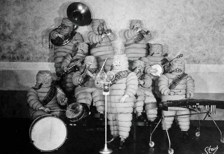 Old school moments that didnt age well - #14 Michelin Band Live At Michelin Hour Radio Launch In 1928