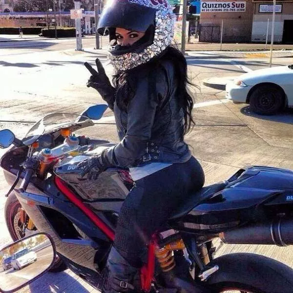 See the result of the combination bike sexy girls - #14 