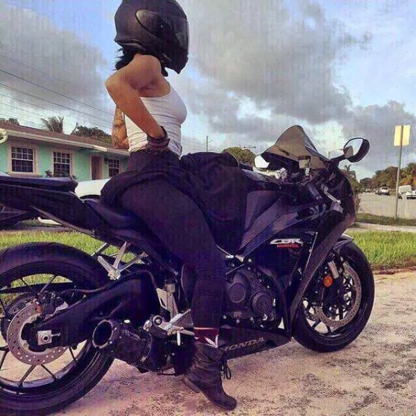 See the result of the combination bike sexy girls - #4 