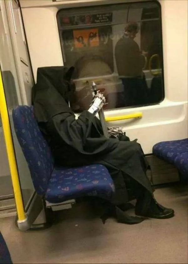 The craziest moments ever caught in subways - #18 