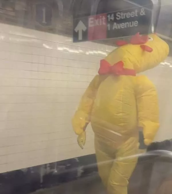 Les scenes les plus folles vues dans le metro - #4 