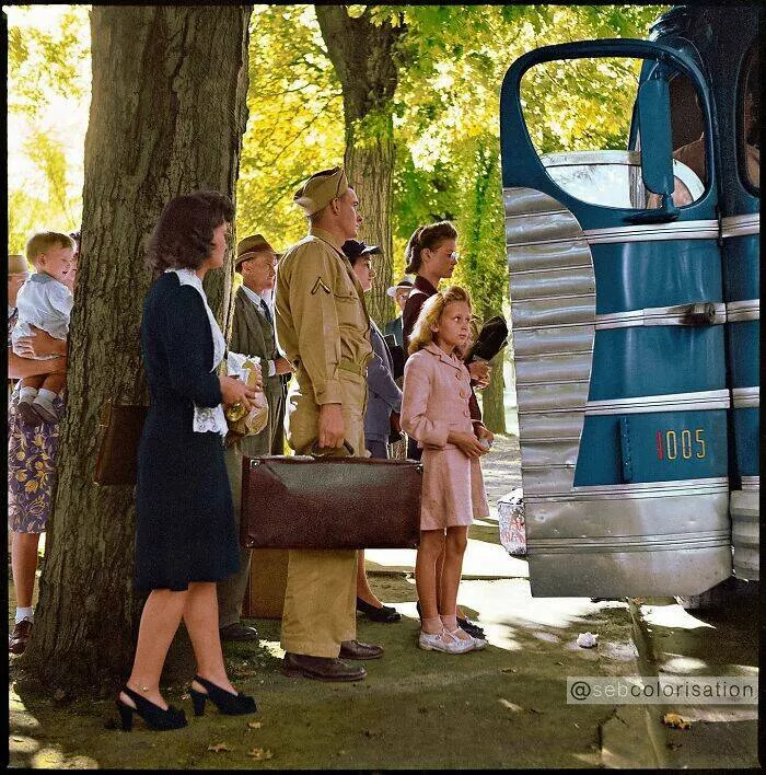 History brought back to life in vivid color - #11 Greyhound Bus Journey Across Kentucky And Tennessee Captured In 1943