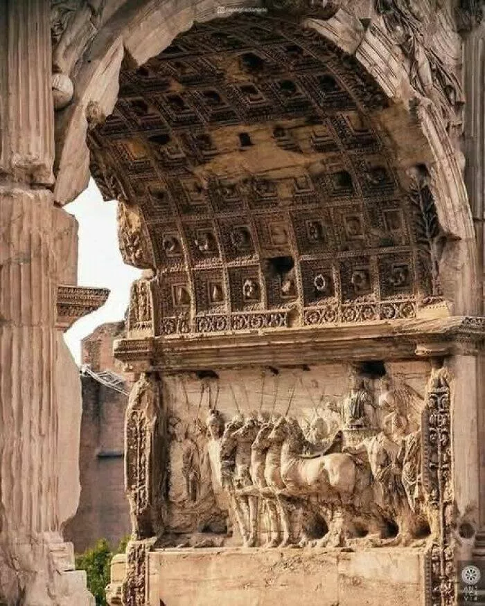 Mind blowing archaeological finds that changed history - #23 The Arch Of Titus—A Roman Triumph Monument In Italy Mind blowing archaeological finds that changed history - #23 The Arch Of Titus—A Roman Triumph Monument In Italy