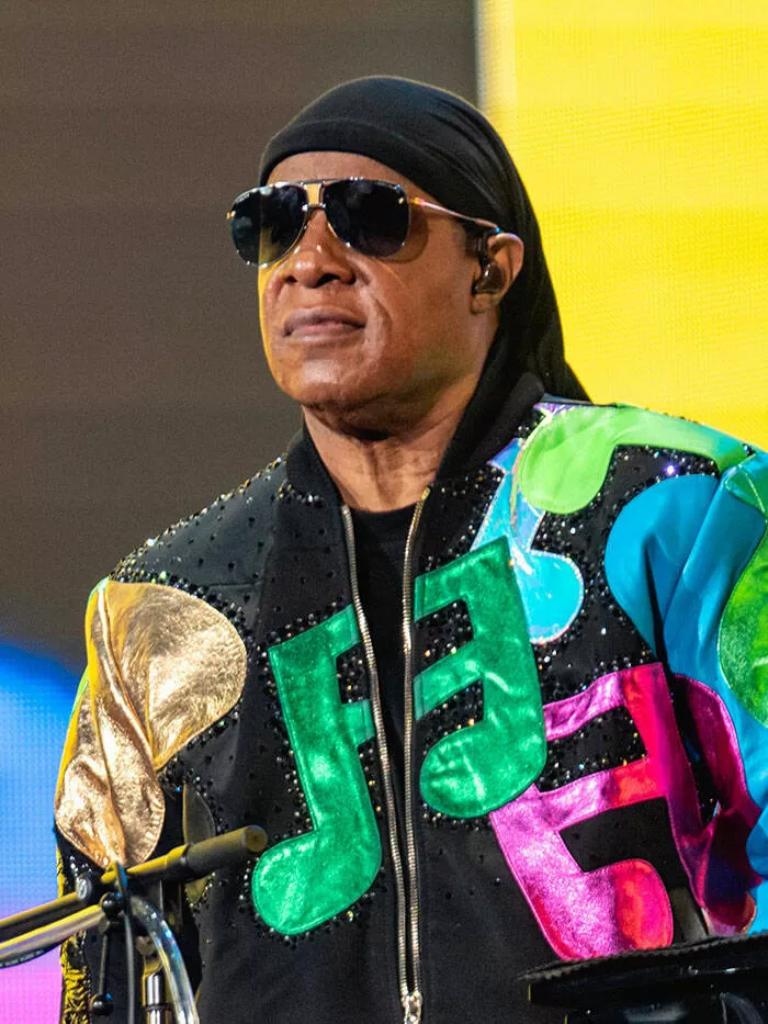 The weirdest celebrity myths and gossip ever told - #10 