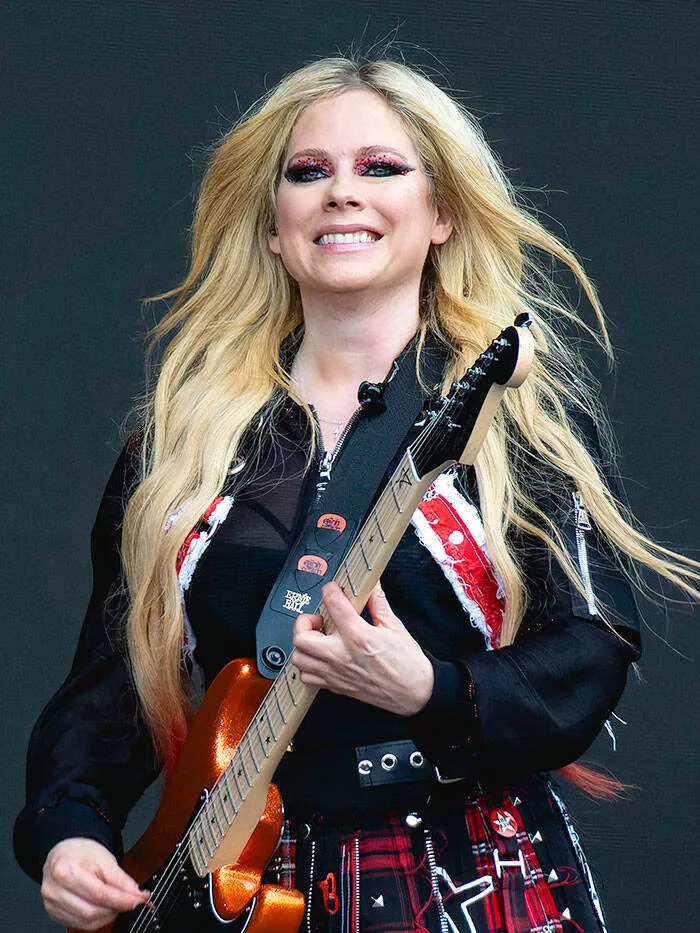The weirdest celebrity myths and gossip ever told - #27 
