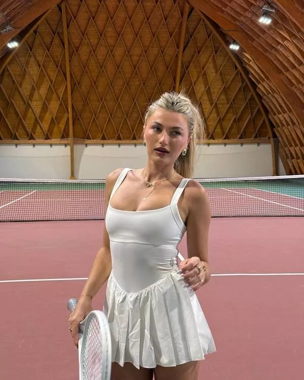 Tennis sexy sous tension - #8 