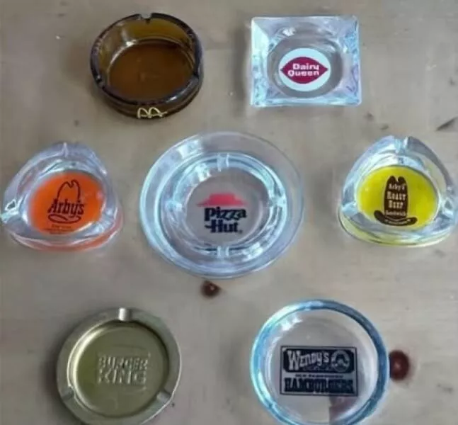 Vintage items that were all the rage back then - #26 Fast Food Restaurants with Built-In Ashtrays from the Past