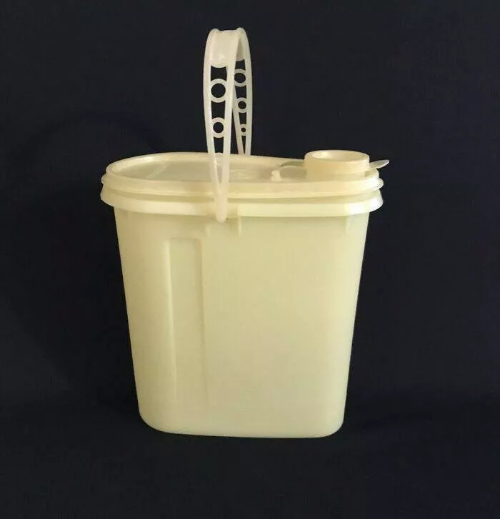 Vintage items that were all the rage back then - #8 Tupperware 2-Quart Pitcher—A Fridge Staple in Many Homes