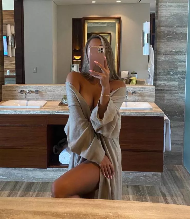 Scorching selfies that ignite desire - #10 