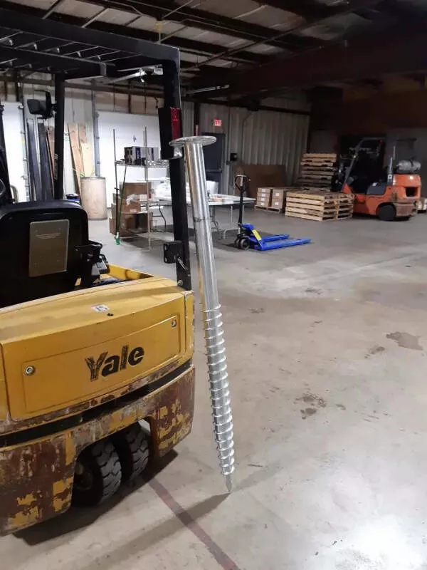 Images qui parlent plus que lapparence - #11 Vis D’Installation Géante Pour Panneaux Solaires Industriels
