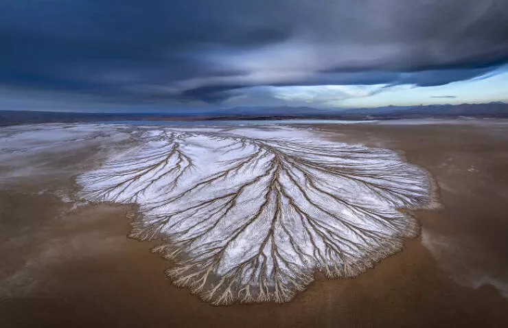 Award winning aerial shots of 2025 - #37 David Swindler from the USA explores the vast desert playa