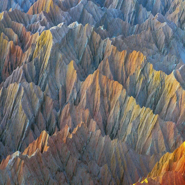Award winning aerial shots of 2025 - #40 Ignacio Palacios from Australia reveals the vibrant Rainbow Valley