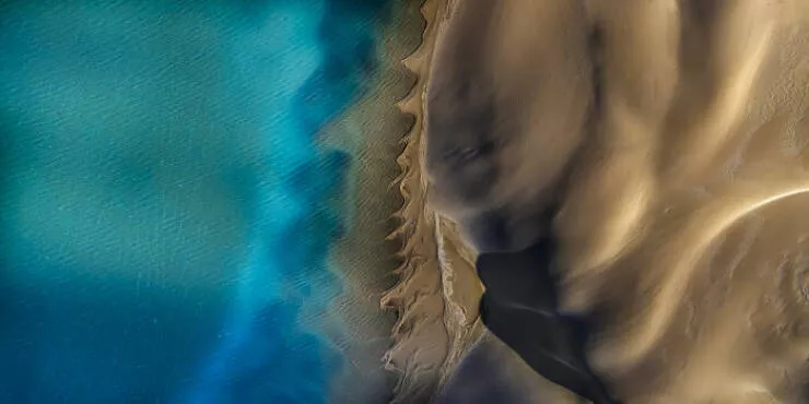 Award winning aerial shots of 2025 - #48 Satheesh Nair from India showcases Gaia’s vertebrae formation Award winning aerial shots of 2025 - #48 Satheesh Nair from India showcases Gaia’s vertebrae formation