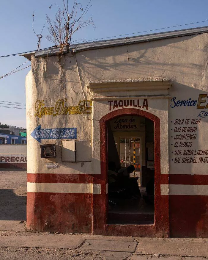 Silent tales from streets worldwide - #18 
