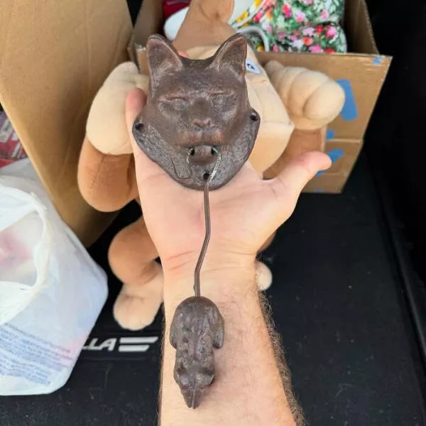 Unexpected treasures from thrift shops - #14 Heavy Cast Iron Cat Knocker Found Cheap