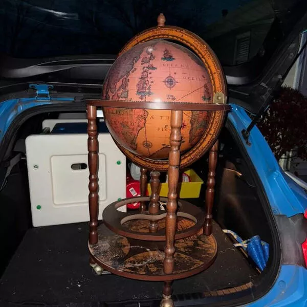 Unexpected treasures from thrift shops - #6 Elegant Wooden Bar Globe Made in Italy