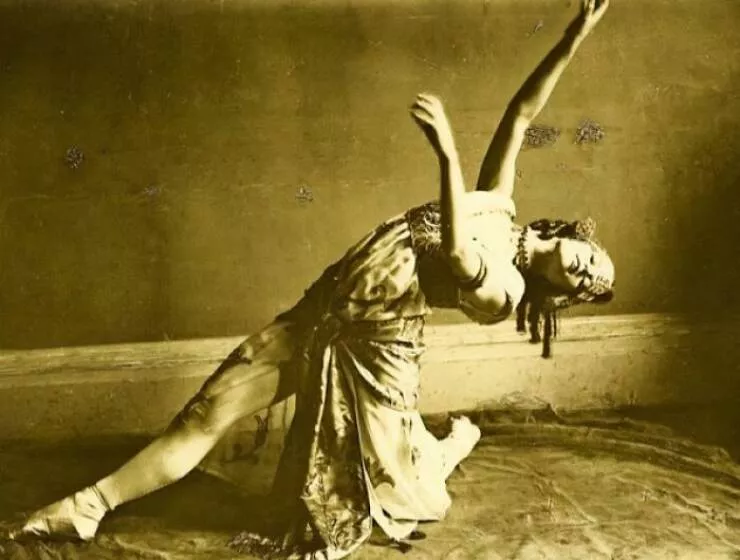 Vintage vixens power poise in 1900s glam - #15 Mary Pickford Styled as a Ziegfeld Performer in Early Cinema Glamour