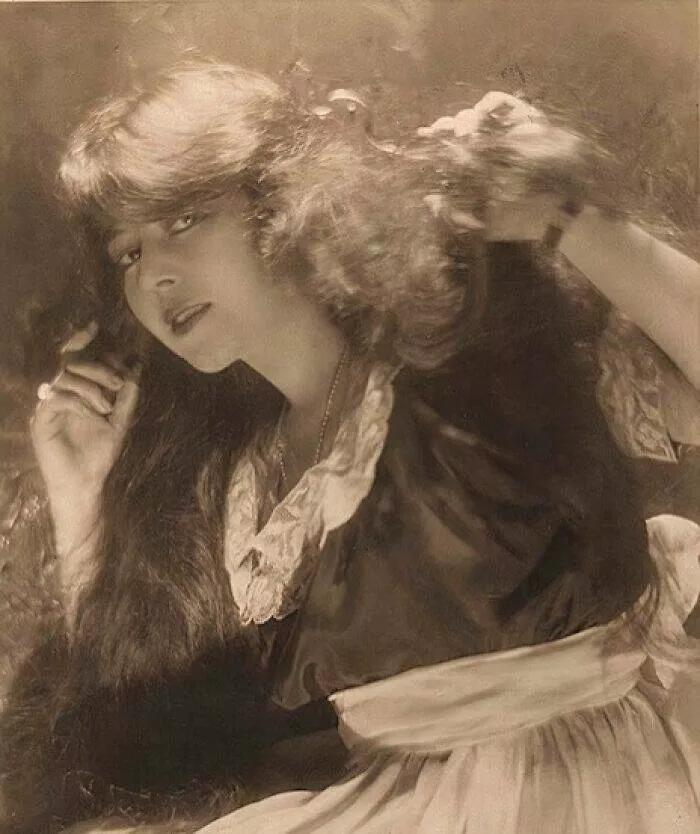 Vintage vixens power poise in 1900s glam - #8 Young Girl Captured in a Soft Nostalgic Glow