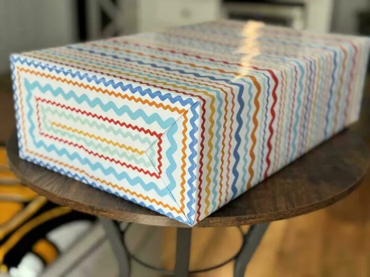 Intriguing photos with amazing stories - #2 Accidental Gift Wrap Perfection with a Flawless Fold