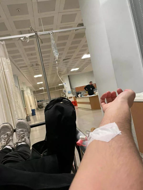 When everything goes wrong - #1 Lost my sense of smell after surgery, unknowingly ate spoiled chicken at 3 AM emergency shift When everything goes wrong - #1 Lost my sense of smell after surgery, unknowingly ate spoiled chicken at 3 AM emergency shift