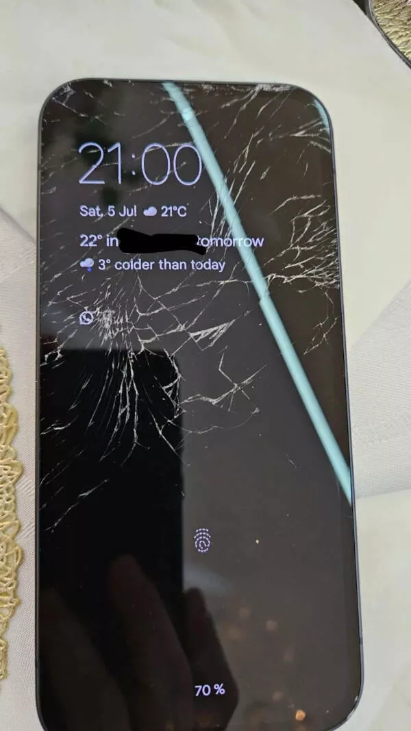 When everything goes wrong - #11 My new phone broke after just 10 days, after 5 years with old one When everything goes wrong - #11 My new phone broke after just 10 days, after 5 years with old one